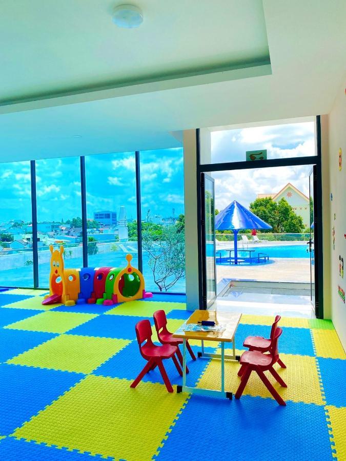 Elephants Hotel Buôn Ma Thuột Zewnętrze zdjęcie