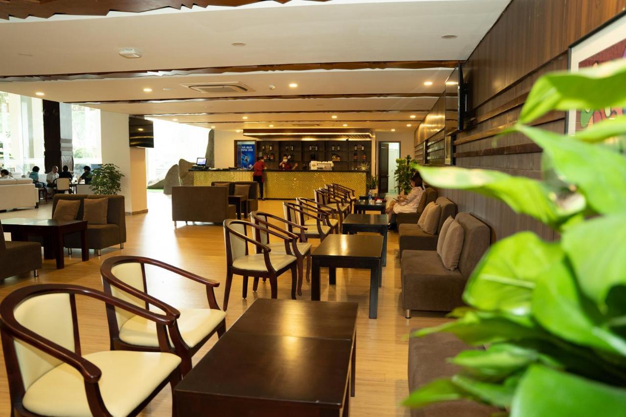 Elephants Hotel Buôn Ma Thuột Zewnętrze zdjęcie